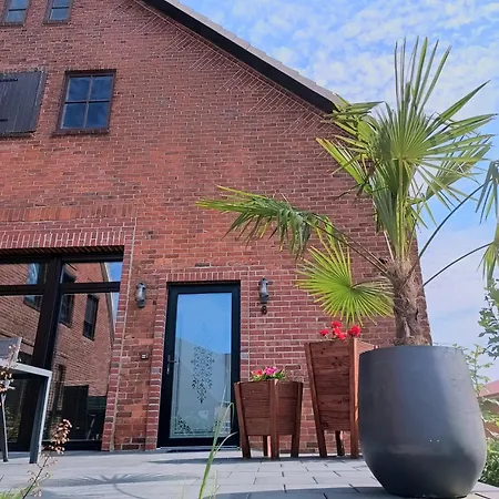 Sloop Fein Apartment