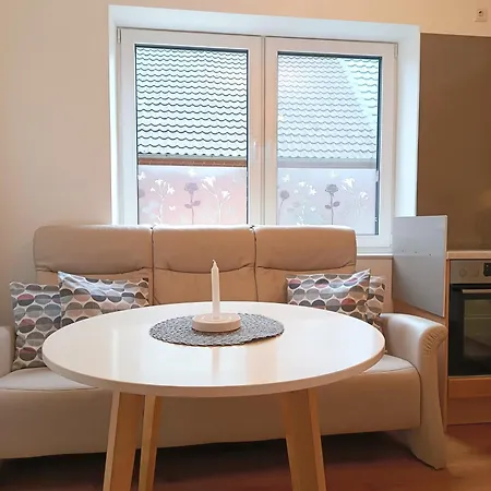 Sloop Fein Apartment